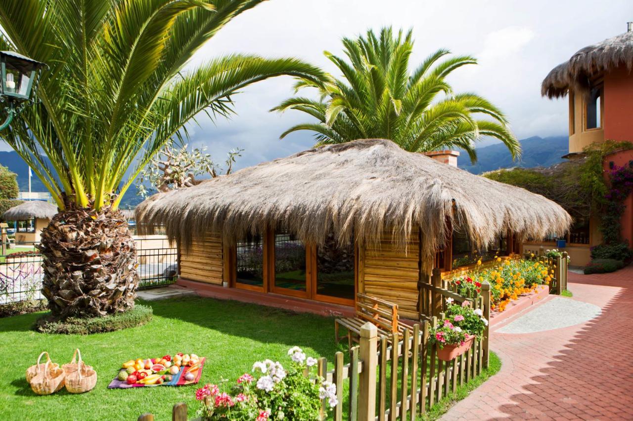 Hosteria Cabanas Del Lago Отавало Екстериор снимка