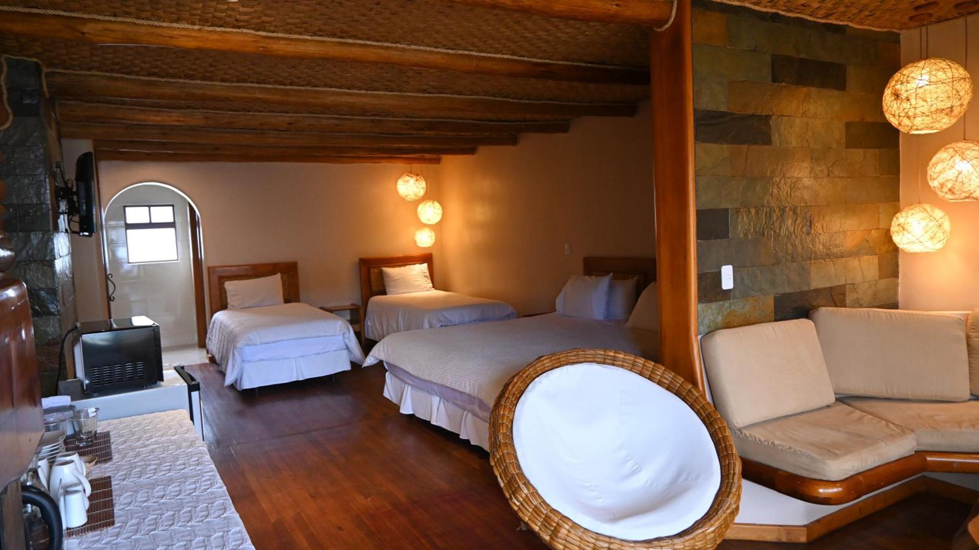 Hosteria Cabanas Del Lago Отавало Екстериор снимка